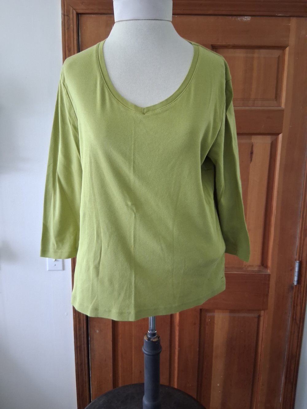 St. John's Bay Olive Green V-Neck Lightweight Long Sleeve Tee